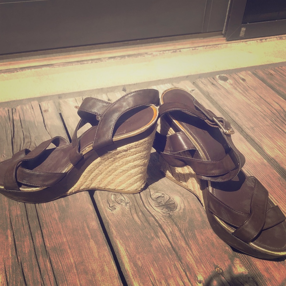 Brown leather espadrilles